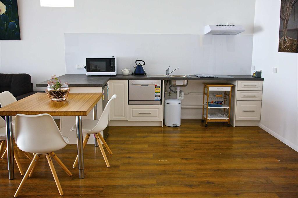 Penguin Beachfront Apartments Phòng bức ảnh