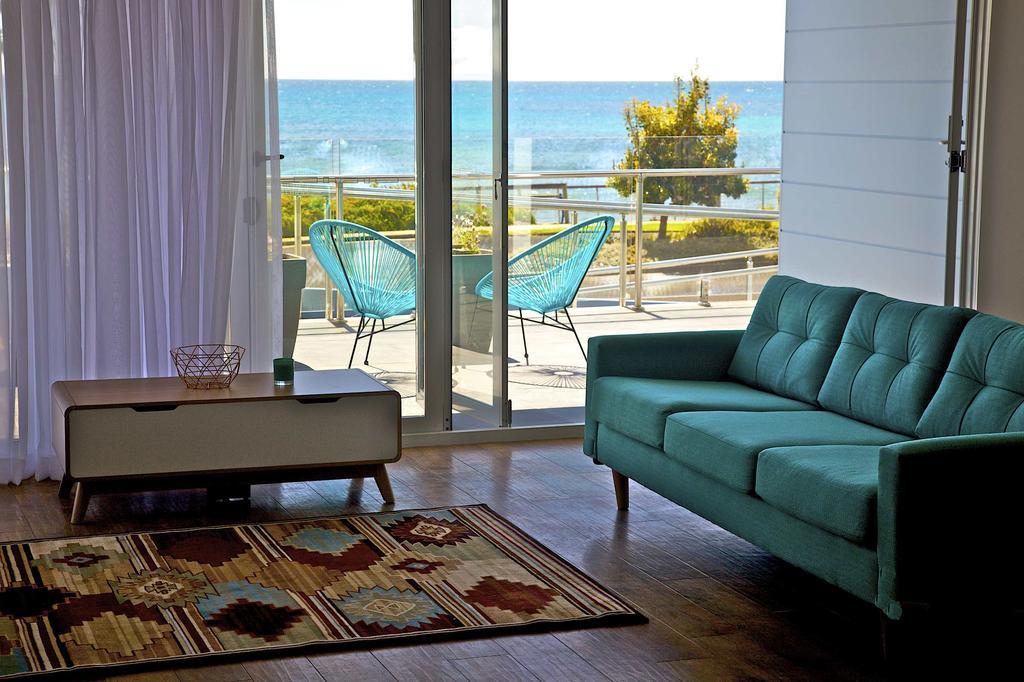 Penguin Beachfront Apartments Phòng bức ảnh